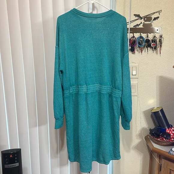 18. Time and Tru Dress - Picture 6 of 6